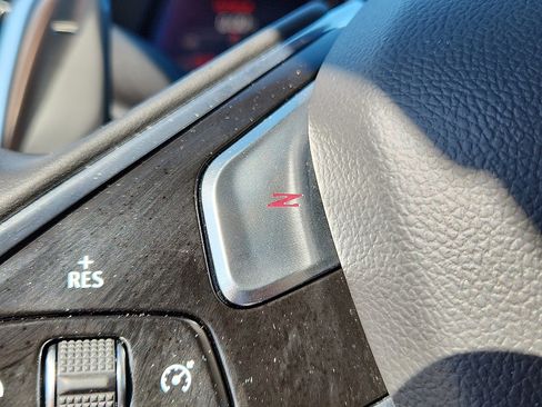 Used 2020 Chevrolet Corvette Stingray w/ Z51 Performance Package image 16