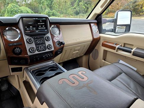 Used 2015 Ford F250 King Ranch w/ FX4 Off-Road Package image 13