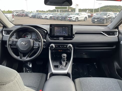 Certified 2022 Toyota RAV4 XLE image 16
