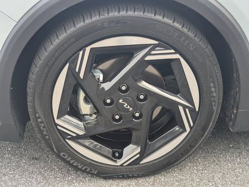 Used 2025 Kia K4 EX image 11