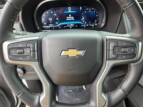Used 2024 Chevrolet Suburban LT image 21