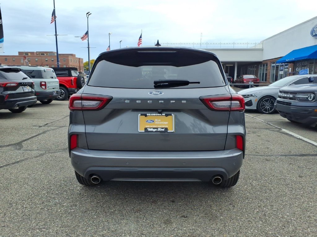 Certified 2024 Ford Escape ST-Line w/ Tech Pack #1 FWD image 8
