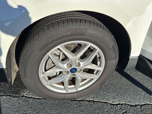 Used 2022 Ford Edge SEL w/ Convenience Package image 31