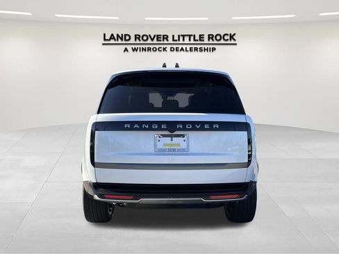 New 2026 Land Rover Range Rover SE image 7