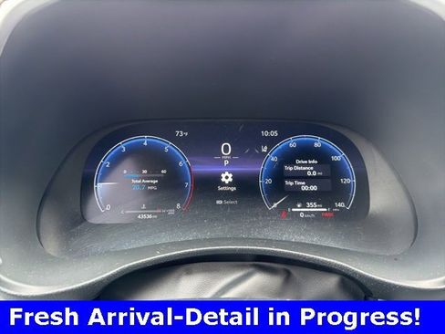 Used 2023 Toyota Highlander Limited image 4