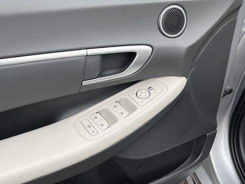 Used 2024 Hyundai Sonata SEL image 18