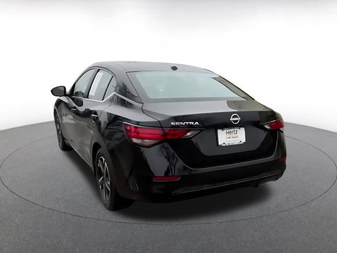 Used 2025 Nissan Sentra SV image 11