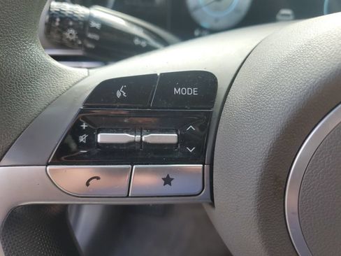 Used 2024 Hyundai Elantra SEL FWD image 10