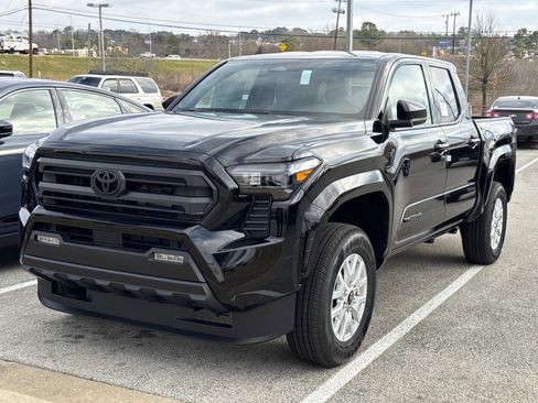 New 2026 Toyota Tacoma SR5 image 2