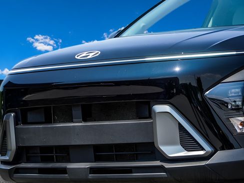 Used 2026 Hyundai Kona SEL Sport FWD image 37