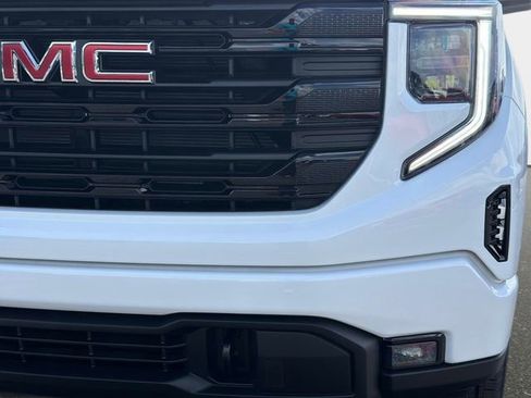 New 2026 GMC Sierra 1500 Elevation AWD/4WD image 9