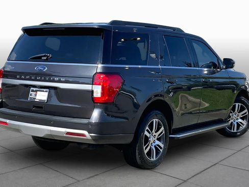 Used 2022 Ford Expedition XLT RWD image 13