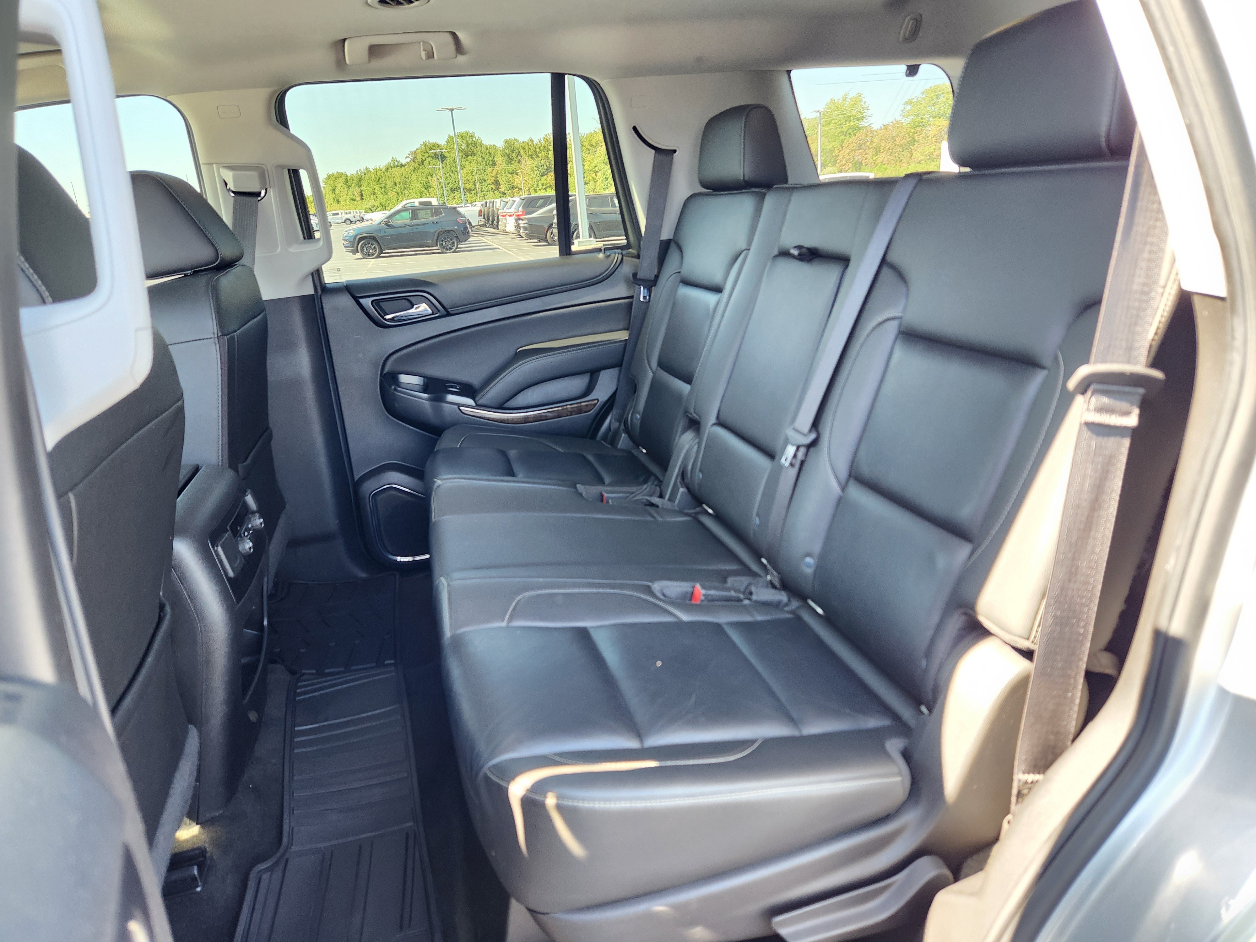 Used 2018 Chevrolet Tahoe LT AWD/4WD image 12