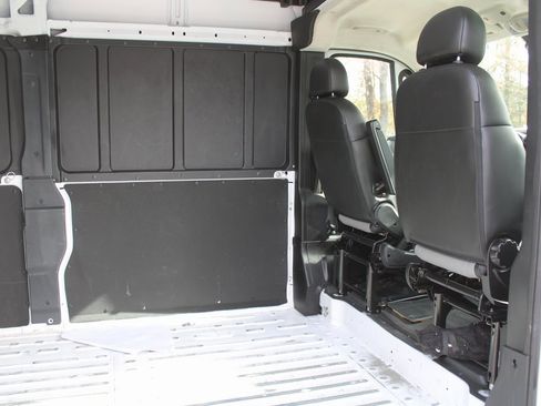 Used 2023 RAM ProMaster 2500 image 6