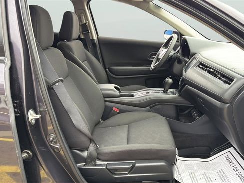 Used 2017 Honda HR-V EX image 13
