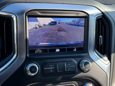 Used 2020 GMC Sierra 1500 Elevation w/ Elevation Value Package image 18