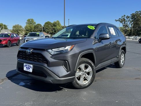 Used 2024 Toyota RAV4 XLE image 26
