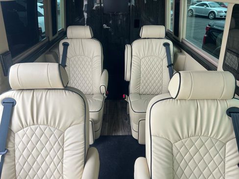 Used 2020 Mercedes-Benz Sprinter 3500 image 16