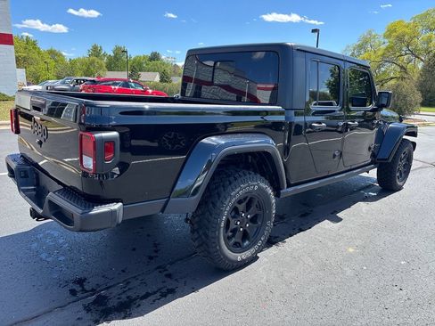 Used 2022 Jeep Gladiator Sport AWD/4WD image 14