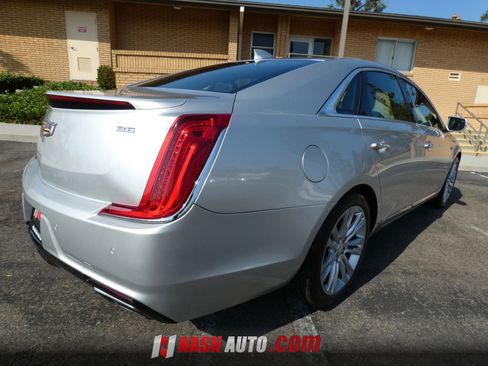 Used 2019 Cadillac XTS Luxury FWD image 8