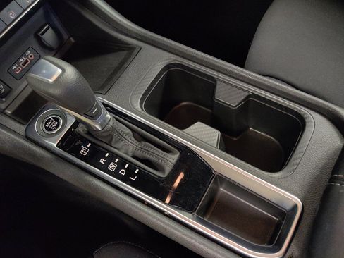 Used 2025 Nissan Sentra SV FWD image 26