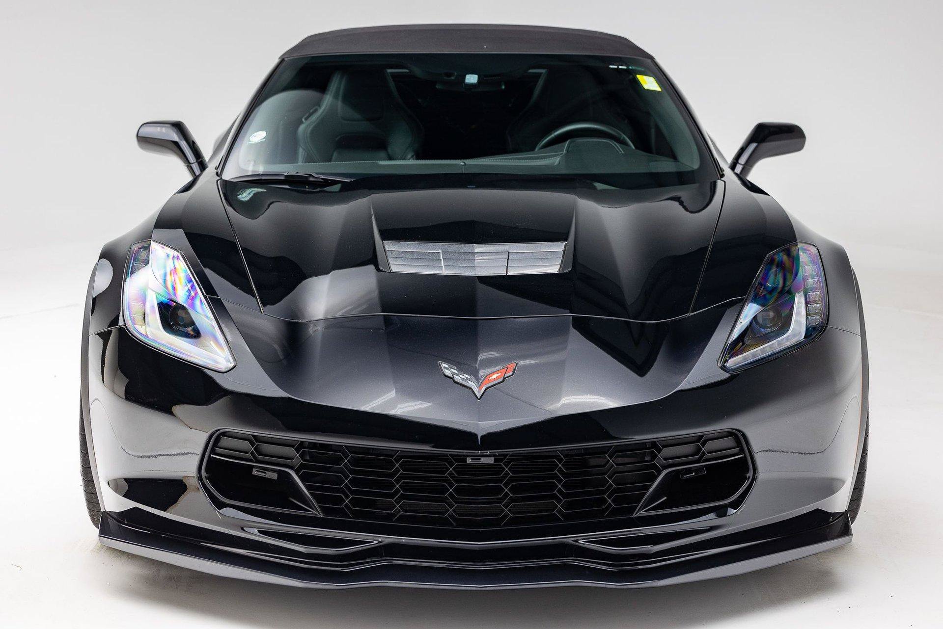 Used 2019 Chevrolet Corvette Grand Sport w/ Carbon Flash Badge Package RWD image 30