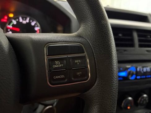 Used 2011 Jeep Liberty Sport AWD/4WD image 40
