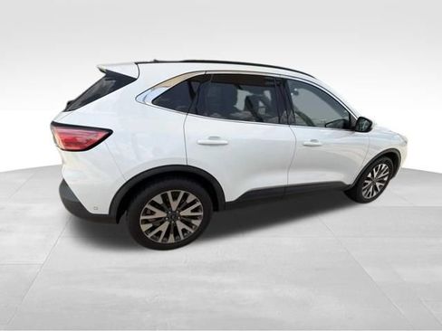 Used 2020 Ford Escape Titanium AWD/4WD image 6