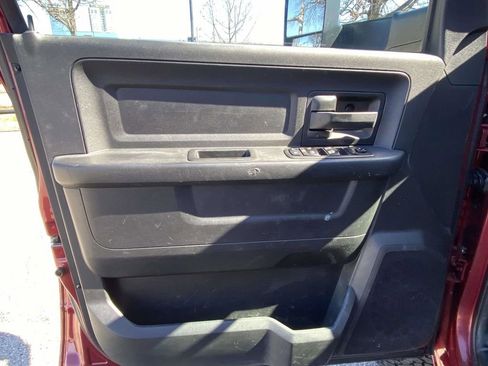 Used 2014 RAM 3500 Tradesman image 12