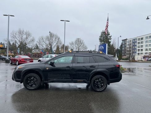 Used 2022 Subaru Outback Wilderness w/ Wilderness Package image 2