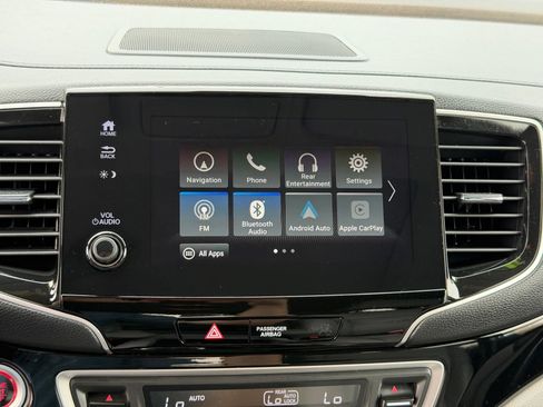 Used 2021 Honda Pilot Touring image 22