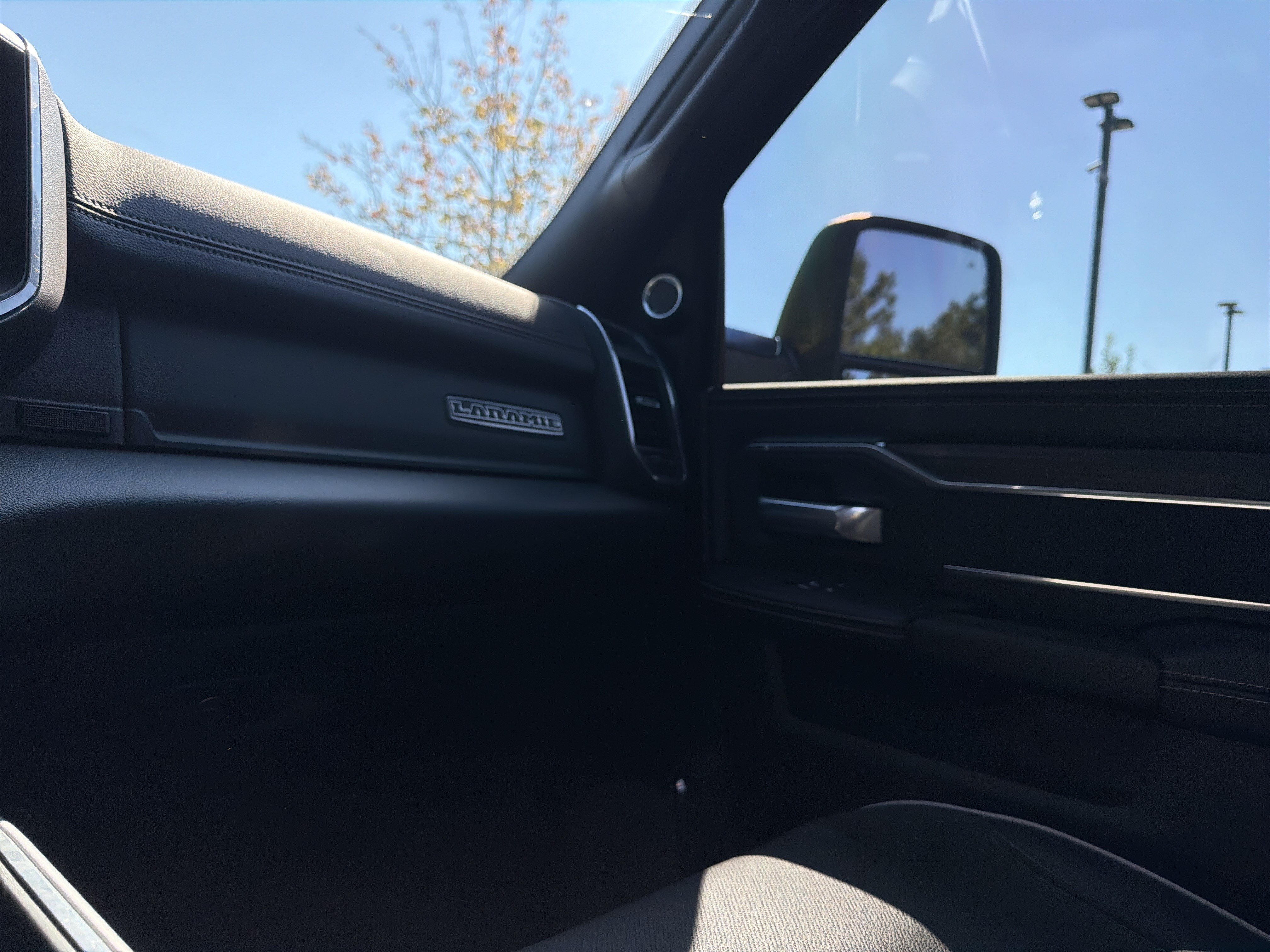Used 2026 RAM 2500 Laramie AWD/4WD image 22