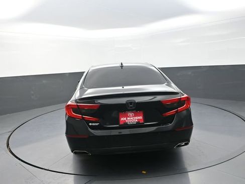 Used 2019 Honda Accord Touring image 20