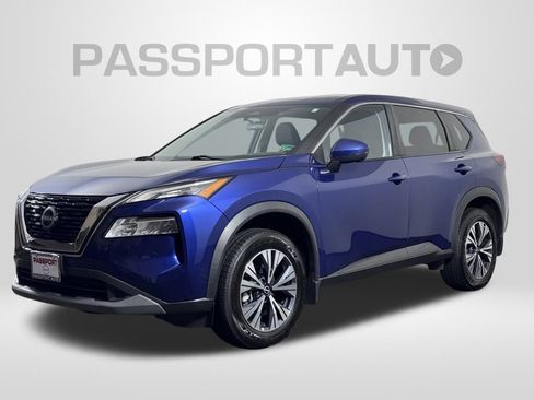 Used 2022 Nissan Rogue SV image 1