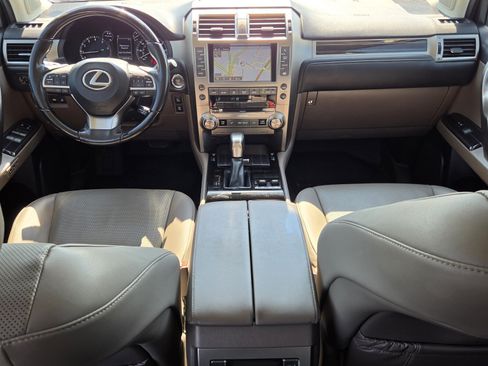 Used 2021 Lexus GX 460 Premium w/ Premium Package AWD/4WD image 14