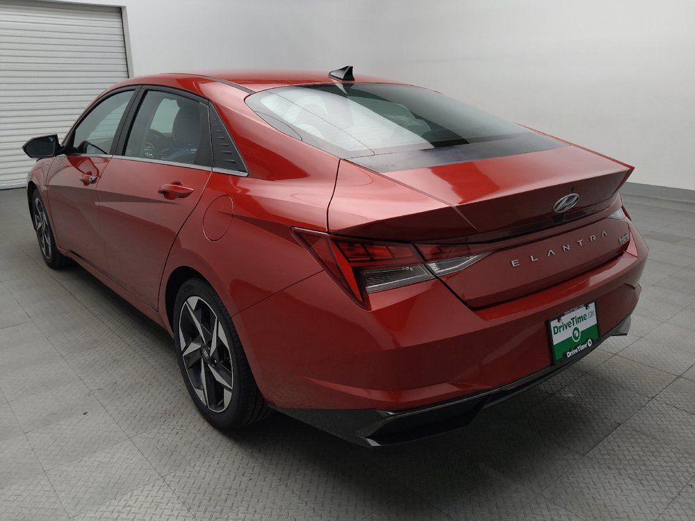 Used 2023 Hyundai Elantra Limited FWD image 5