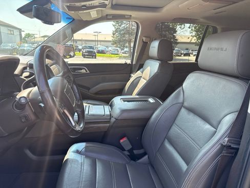 Used 2018 GMC Yukon Denali w/ Denali Ultimate Package AWD/4WD image 12