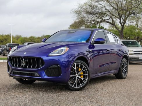 Used 2023 Maserati Grecale GT image 1