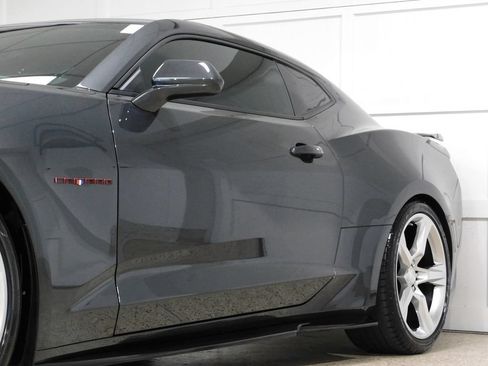 Used 2018 Chevrolet Camaro SS RWD image 20