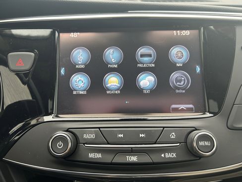 Used 2017 Buick Envision Premium w/ LPO, Hit The Road Package image 28