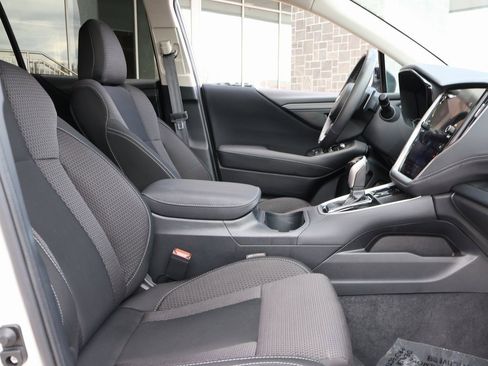 Used 2024 Subaru Outback Premium image 10