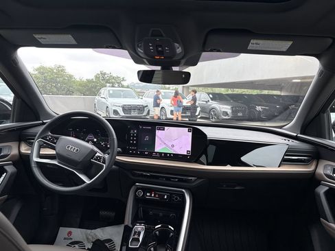 Certified 2025 Audi Q5 Premium w/ Convenience Package AWD/4WD image 19