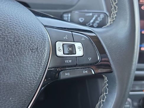 Used 2021 Volkswagen Tiguan SE AWD/4WD image 20