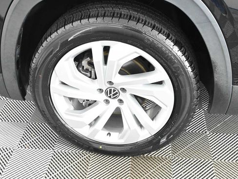 Certified 2023 Volkswagen Atlas SE w/ Panoramic Sunroof Package FWD image 31