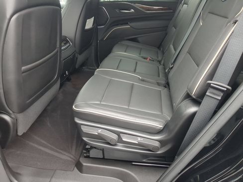 Certified 2023 Cadillac Escalade Premium Luxury w/ LPO, Floor Liner Package AWD/4WD image 24