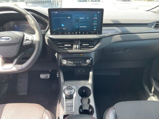 Certified 2023 Ford Escape ST-Line w/ Tech Pack #1 AWD/4WD image 11