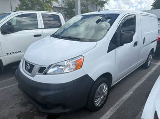 Used 2015 Nissan NV200 S video 1