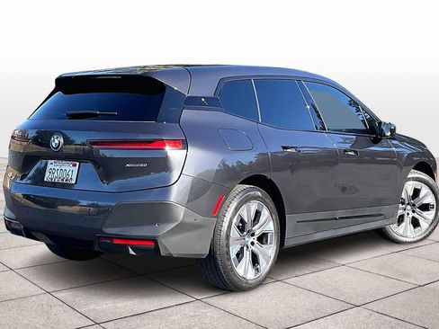 Used 2025 BMW iX xDrive50 w/ Convenience Package image 15