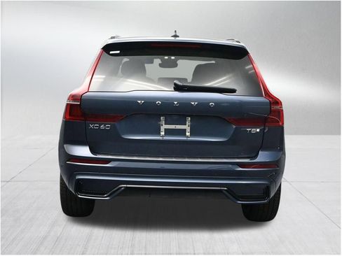 New 2026 Volvo XC60 T8 Ultra w/ Protection Package Premier AWD/4WD image 4