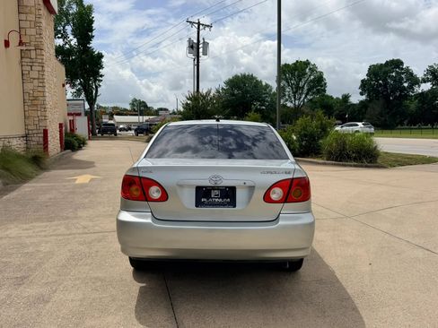 Used 2003 Toyota Corolla LE FWD image 4